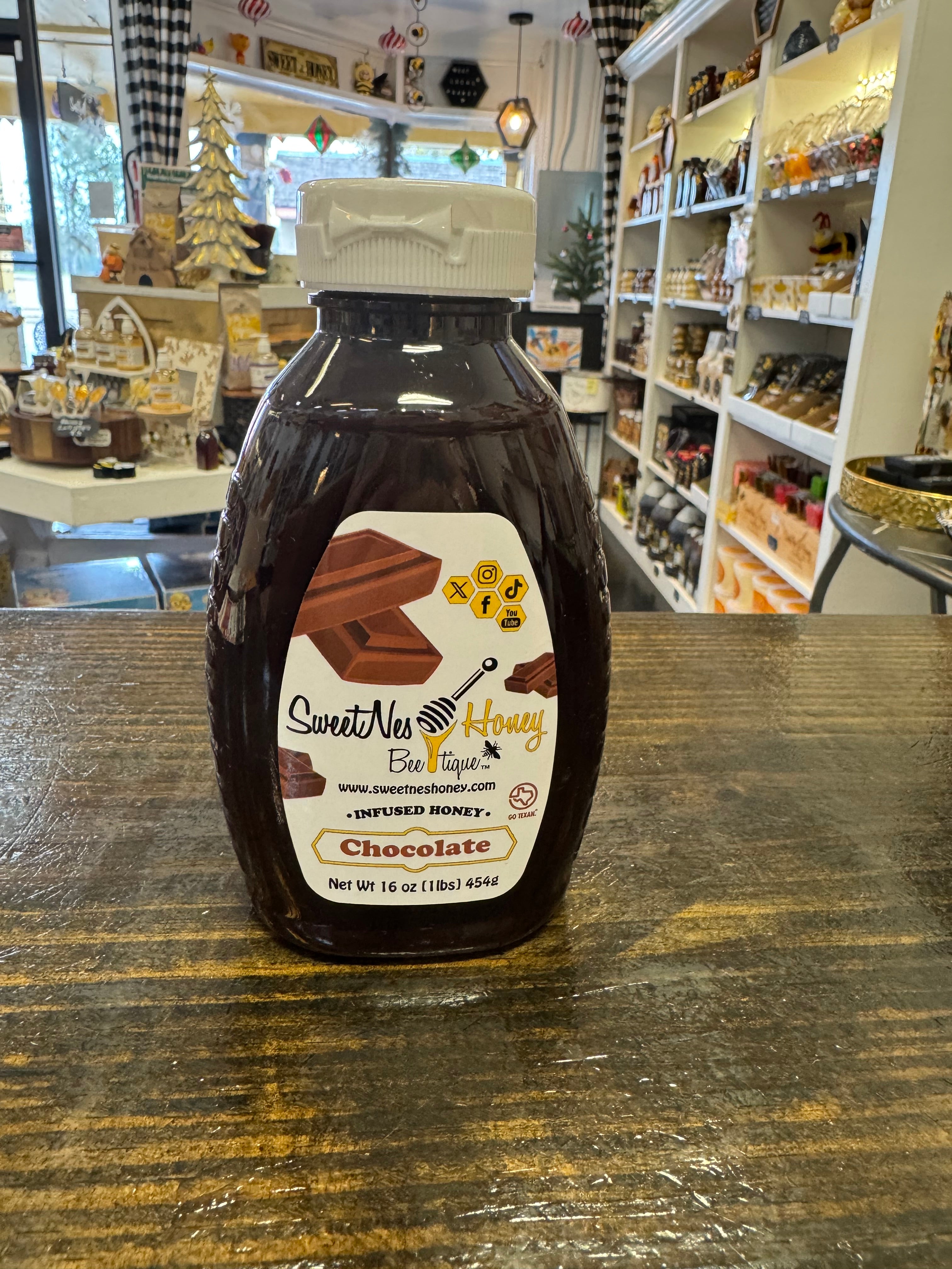 Chocolate Infused Honey (16oz)