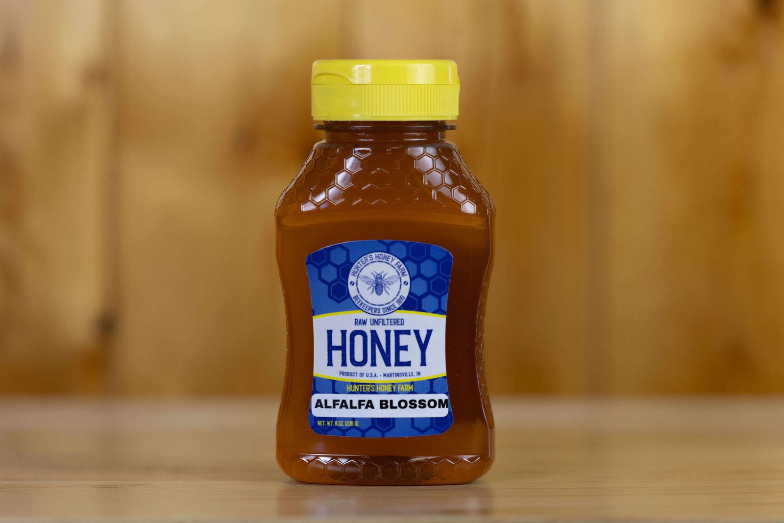 Raw Alfalfa Blossom Honey · Bottle Size: 8 oz, Unit of Measure: Individual