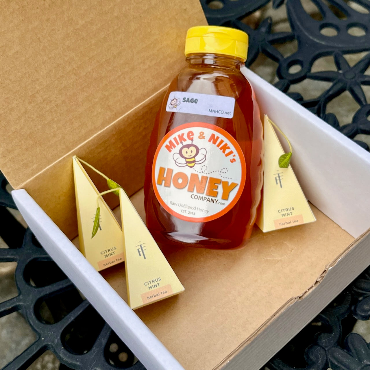 Nature's Remedy: Honey Collection · Nature's Remedy Large / Sage